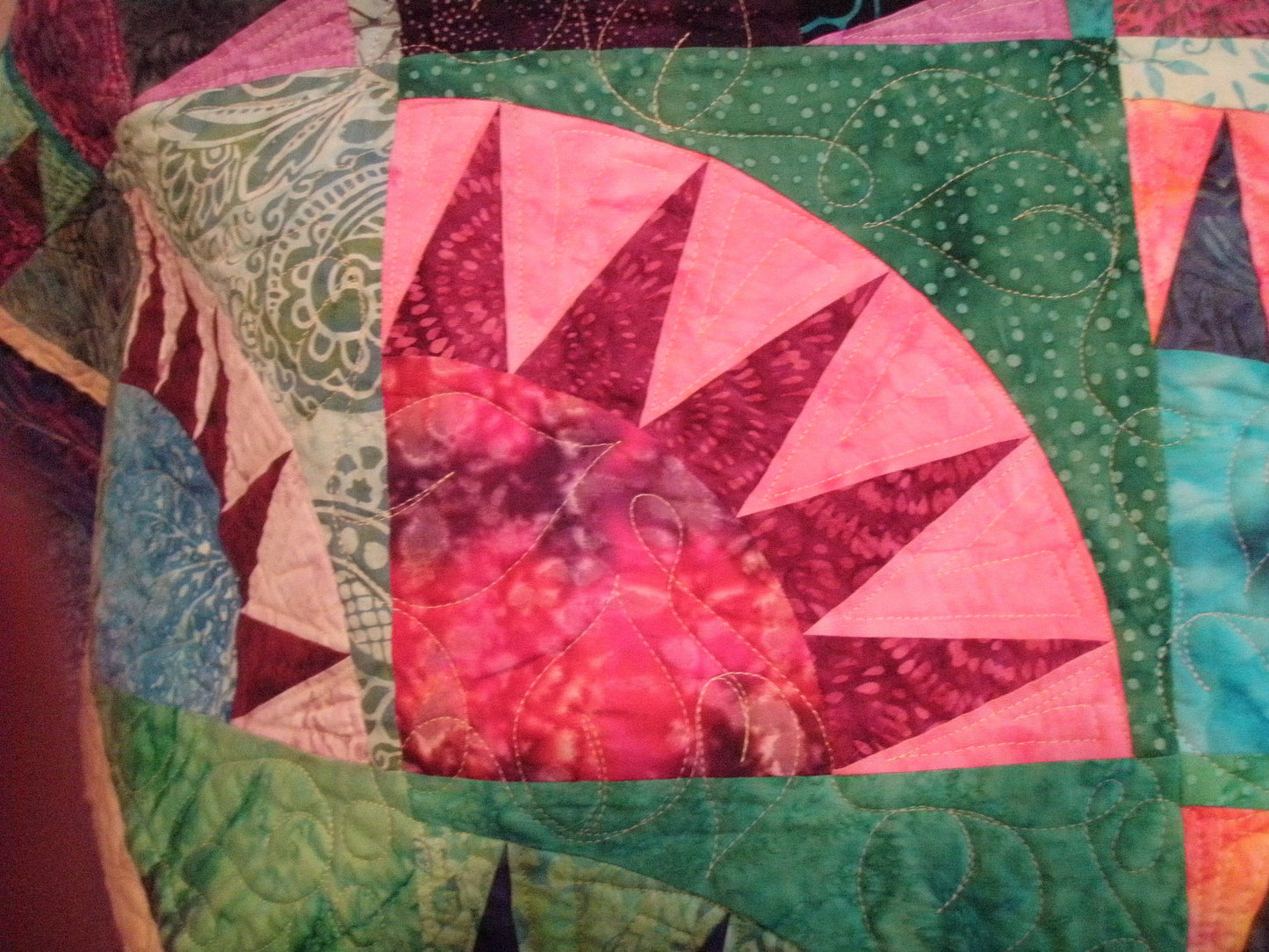 King or Queen Size Batik Quilt New York Beauty 100 x 104 inches