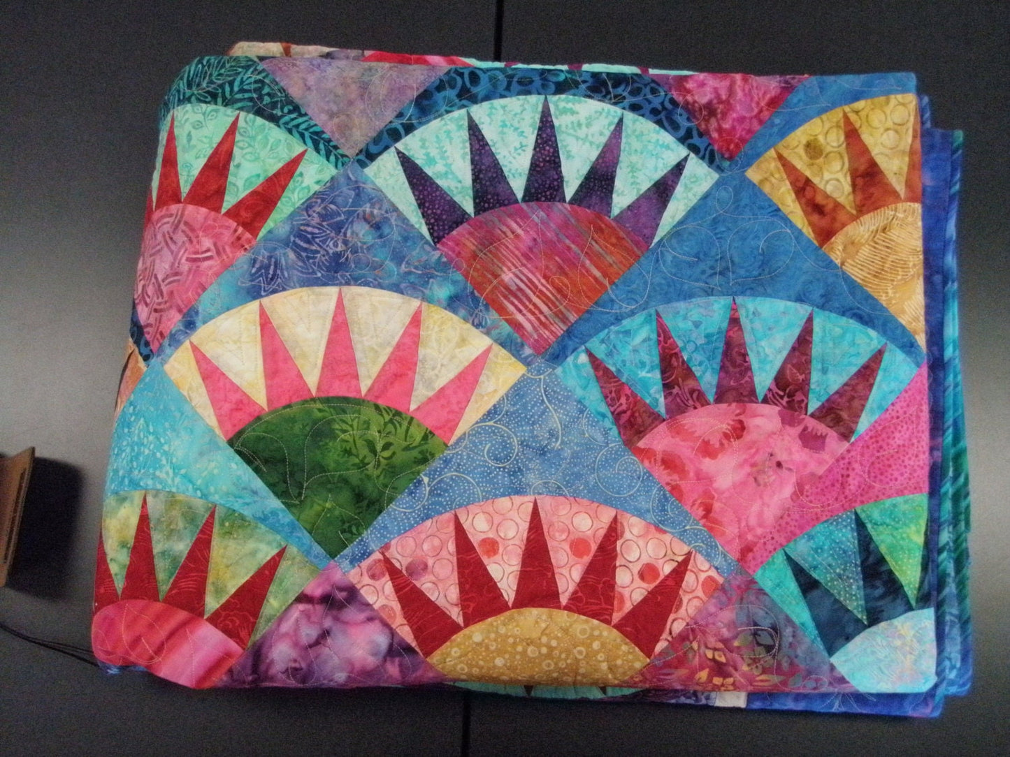 King or Queen Size Batik Quilt New York Beauty 100 x 104 inches