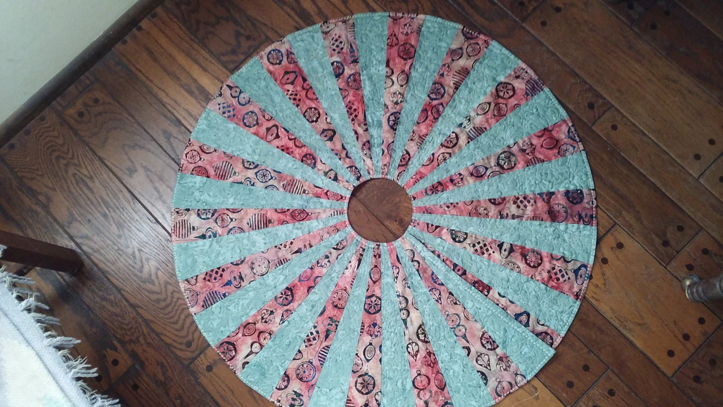Christmas Tree Skirt Handmade Idaho Green Pink Quilted